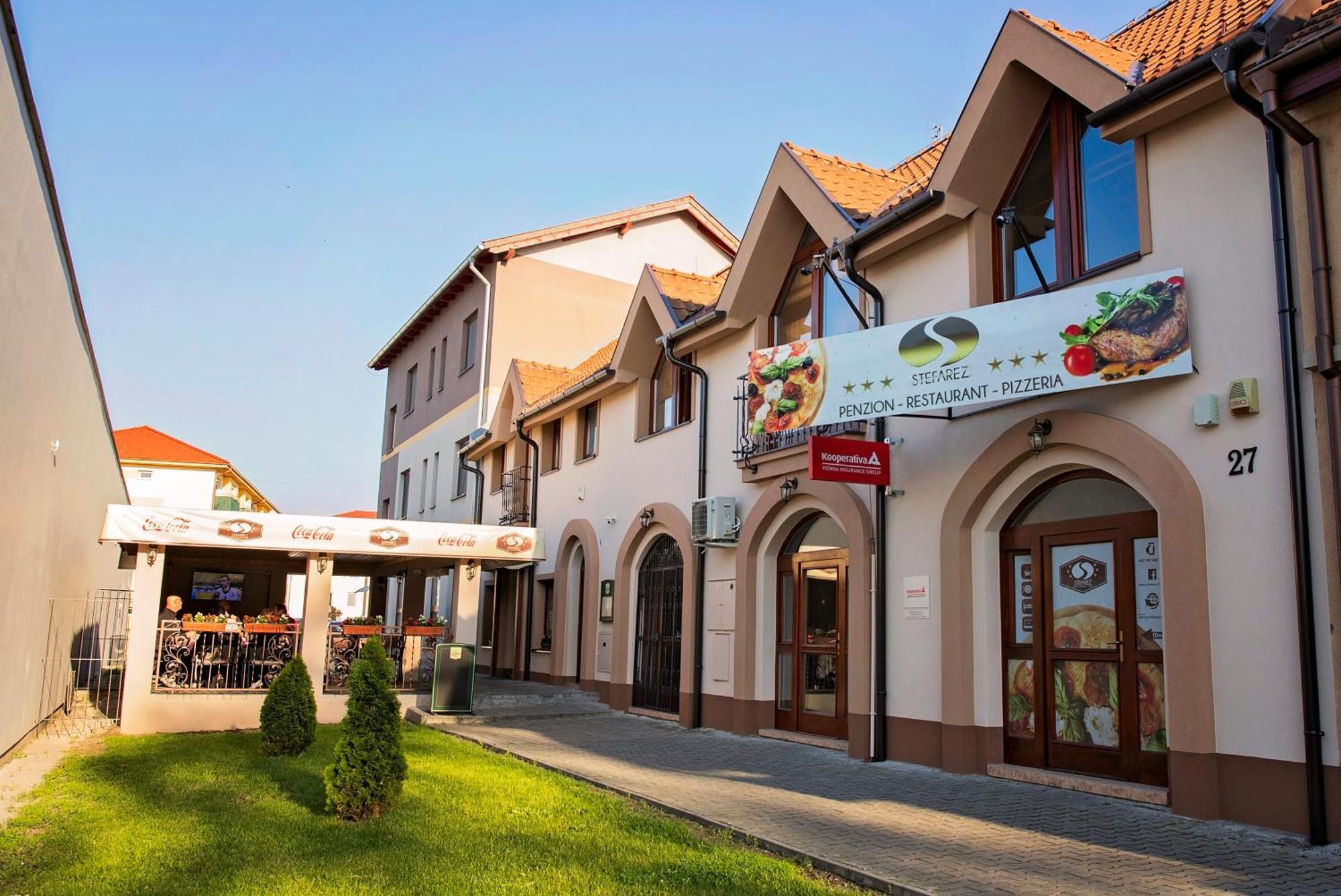 Penzion Stefarez New Velky Meder Exterior photo